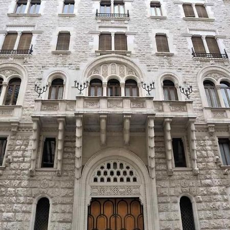 Picasso-Bozzi 59 Lägenhet Bari Exteriör bild